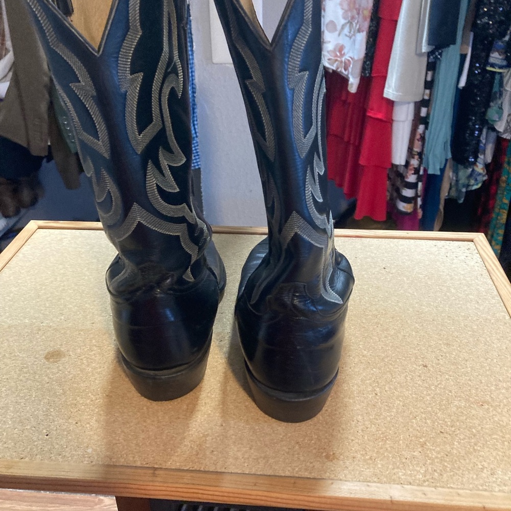 Black Western boots